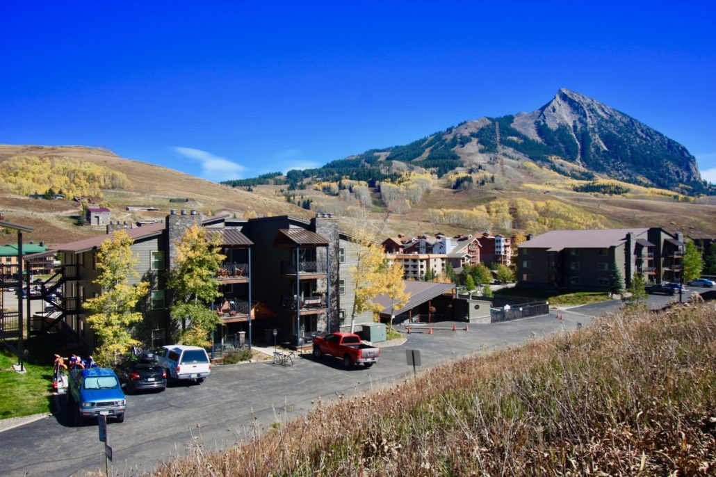 Chateaux Condos Unit 311